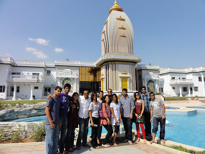 Marwari-Youth-Reunion-Radha-Madhav-Dham 1